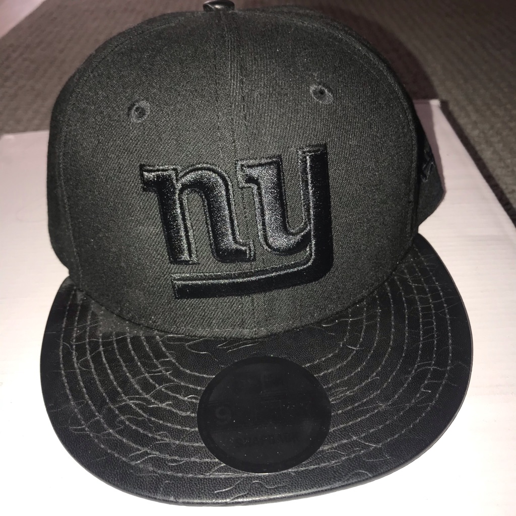 Brand New  Never Worn New Era Giants Cap